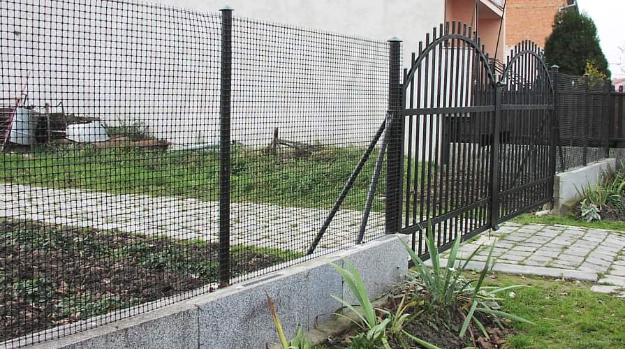 Geomříž jako plot